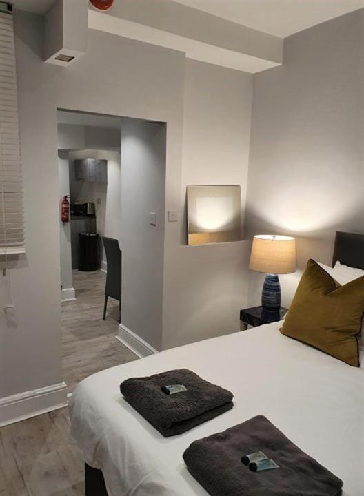 Apartment Marble Arch Studio London